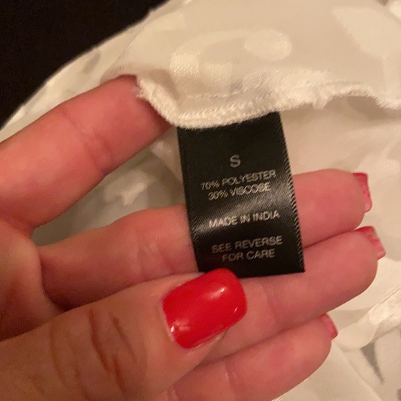 BKE Boutique flowy tank - Picture 7 of 8